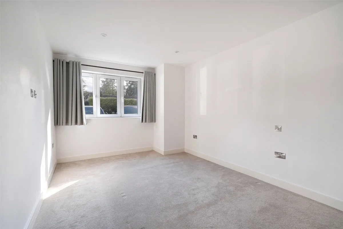 Doods Park Road, Reigate, Surrey, RH2