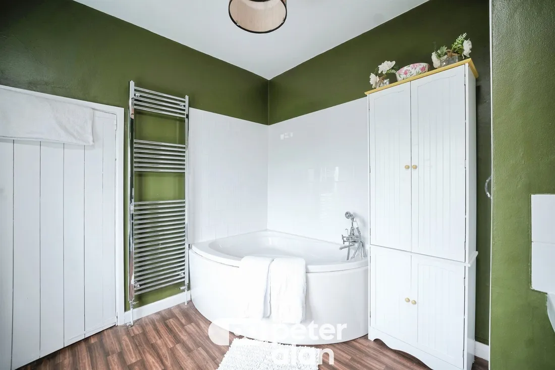Property photo 33