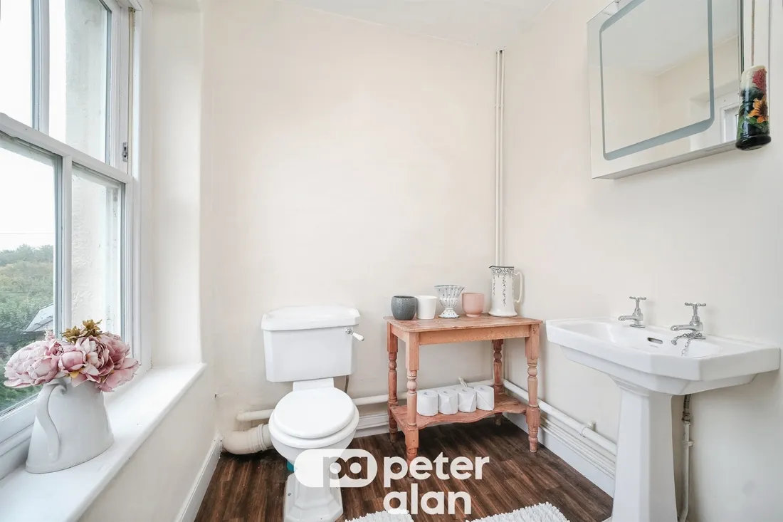 Property photo 35