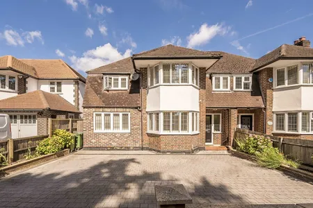 West Grove, Walton-On-Thames, KT12
