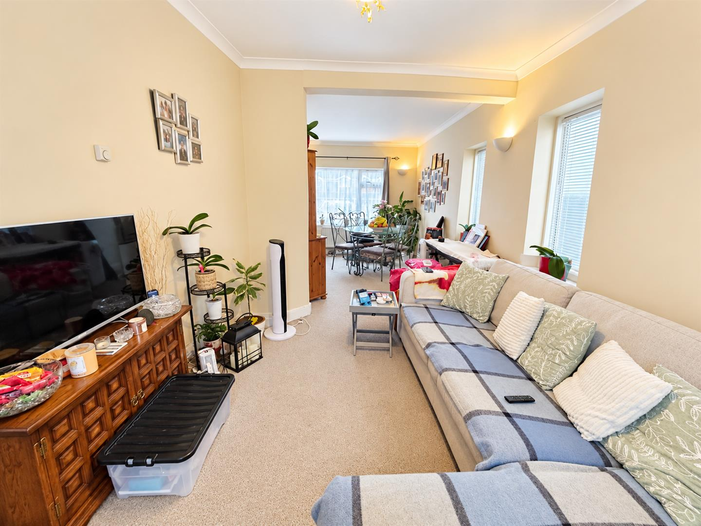 Cippenham Lane, Slough Image 3
