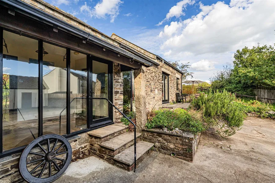 Property Image 29