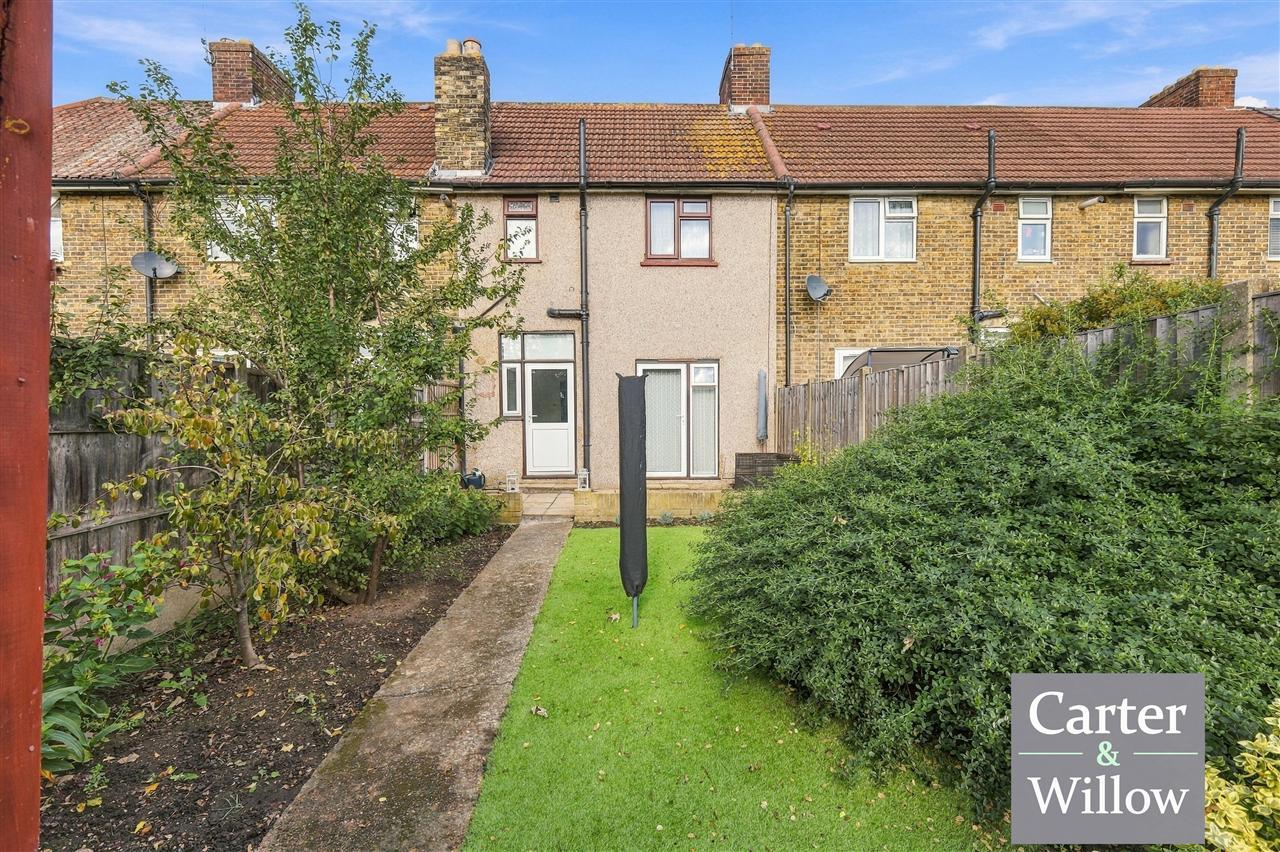 Arnold Road, Essex Image 20