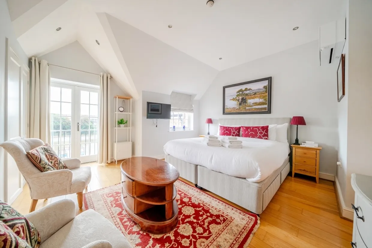 Grove Park Road, London, W4 photo 11