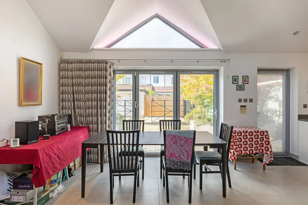 Southfield Road, London, W4 photo 9