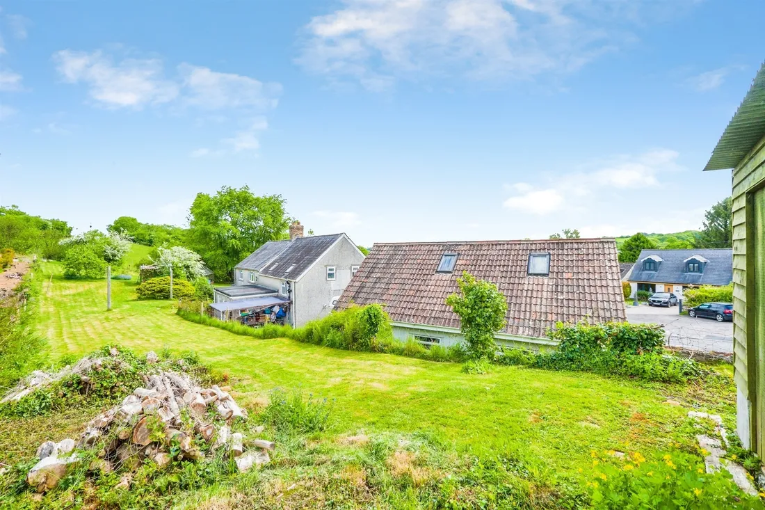 Property photo 28