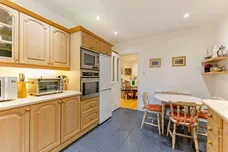 Uxbridge Road, Stanmore, HA7 photo 2