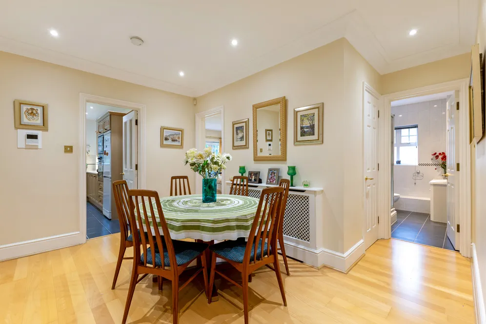 Uxbridge Road, Stanmore, HA7 photo 5