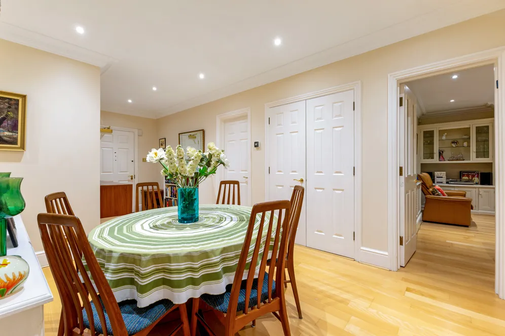 Uxbridge Road, Stanmore, HA7 photo 9