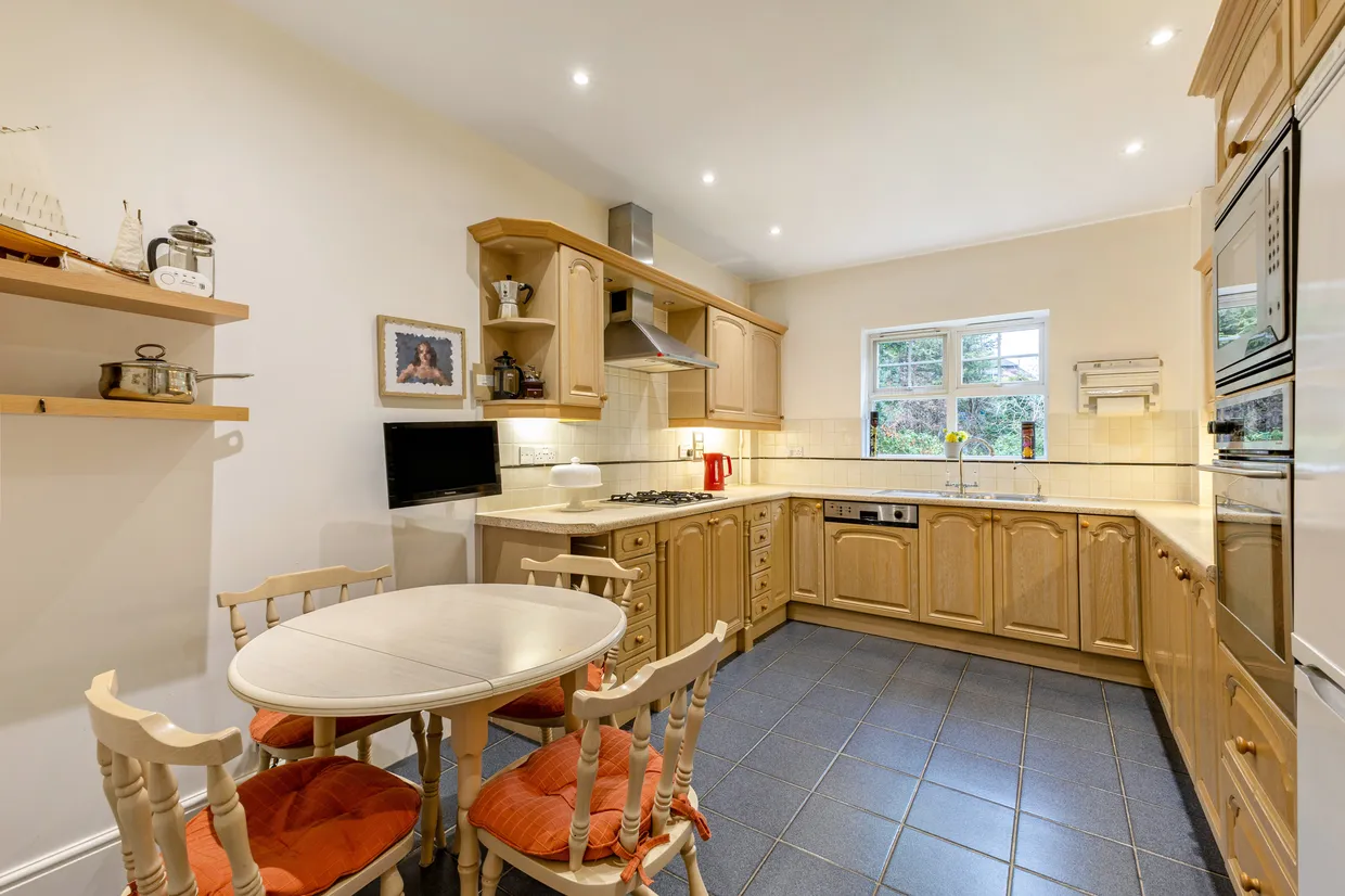Uxbridge Road, Stanmore, HA7 photo 10