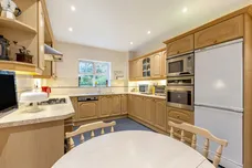 Uxbridge Road, Stanmore, HA7 photo 24