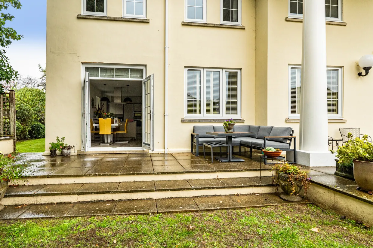 Tudor Close, Chichester, PO19 photo 3
