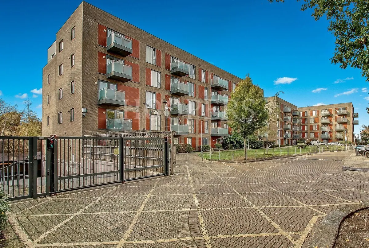 Flowers Close, London, NW2
