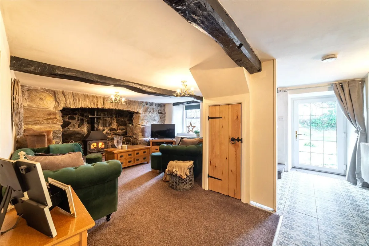 Llanllyfni, Caernarfon, Gwynedd, LL54