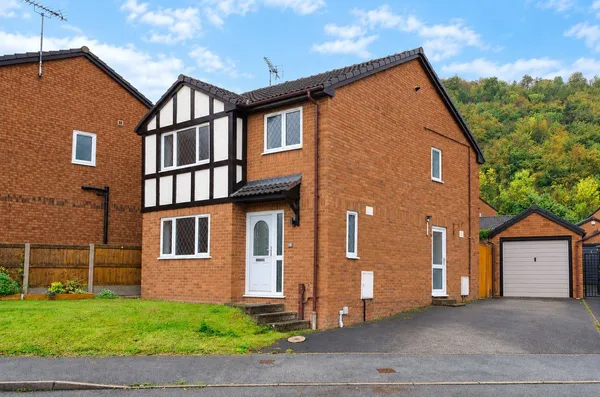 Lon Y Mes, Abergele, Conwy, LL22