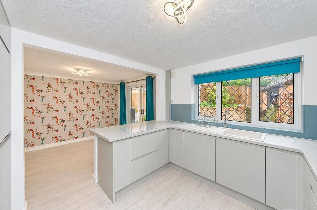 Lon Y Mes, Abergele, Conwy, LL22