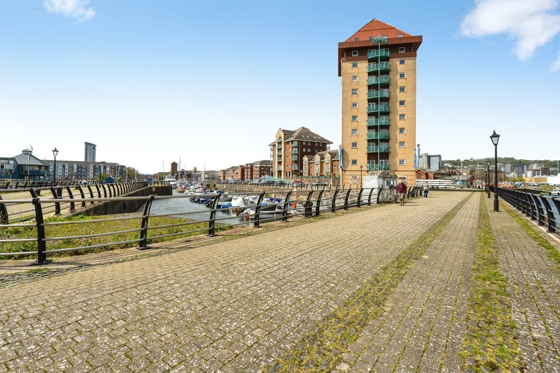 Property photo 20