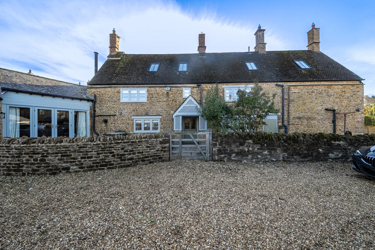Wardington, Nr Banbury, OX17 photo 24