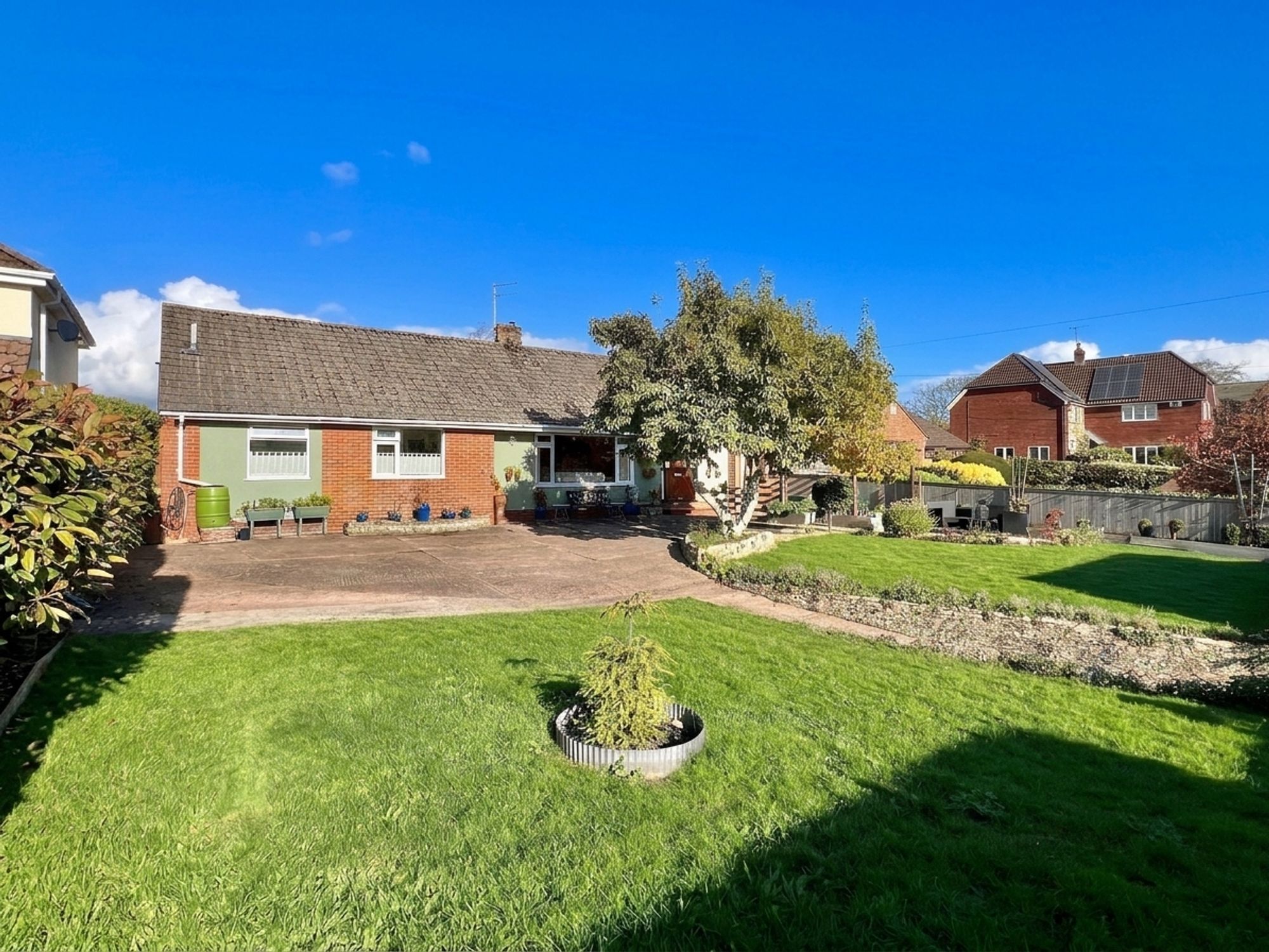 Nailsbourne, Taunton, TA2 Image 1