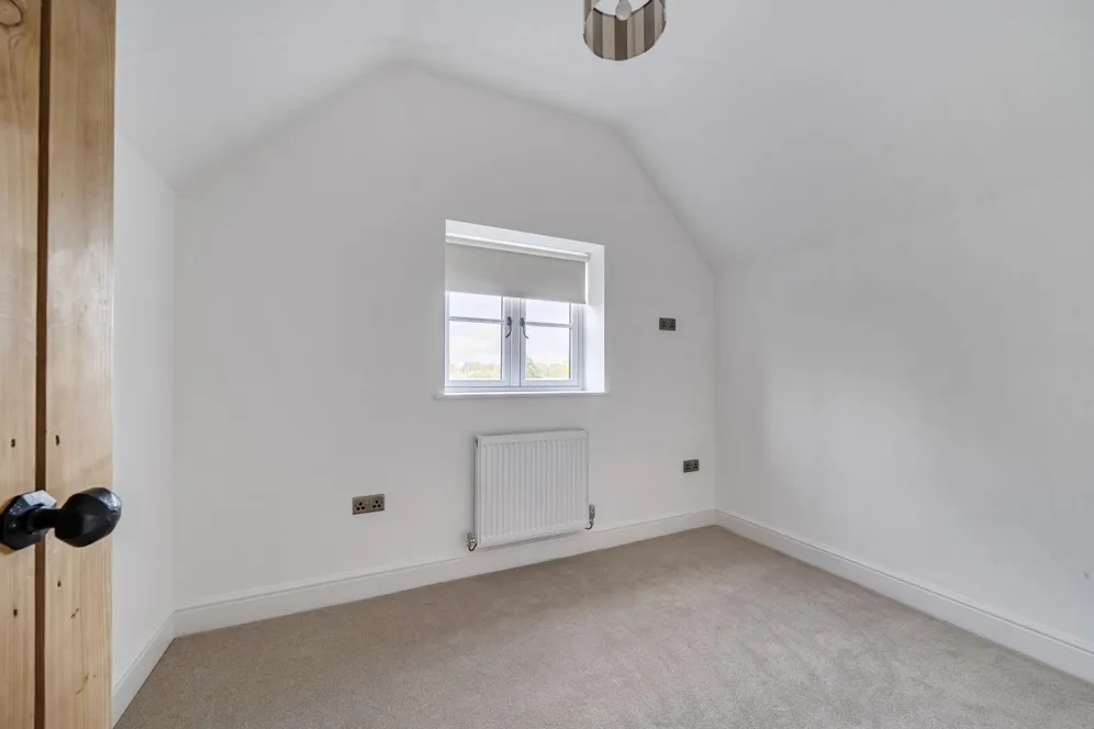 Stratford Road, Sherbourne, CV35 photo 11