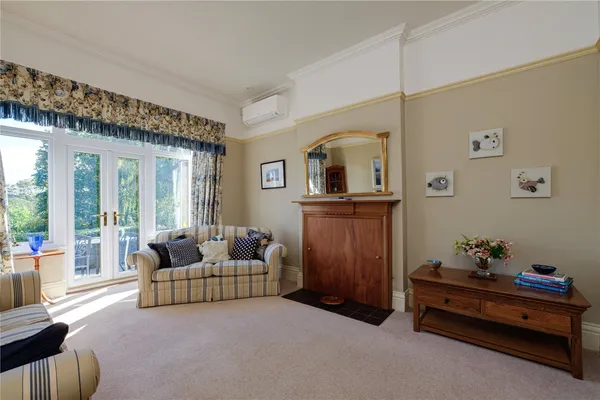 The Avenue, Sherborne, DT9 photo 2