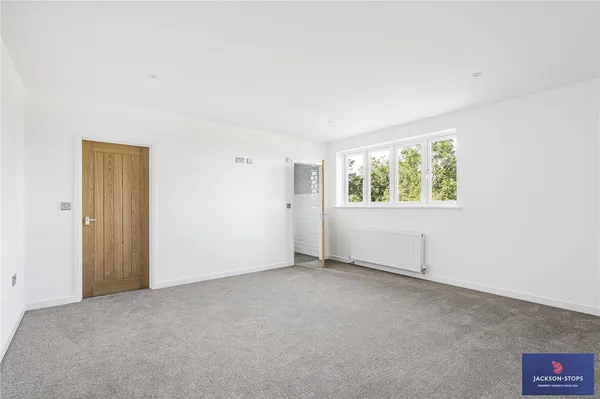 The Crescent, Caldecott, NN9 photo 25