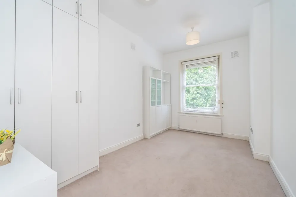 Fordwych Road London NW2 photo 6