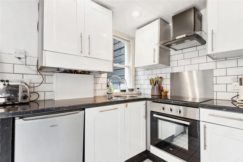 Comeragh Road London W14 photo 16