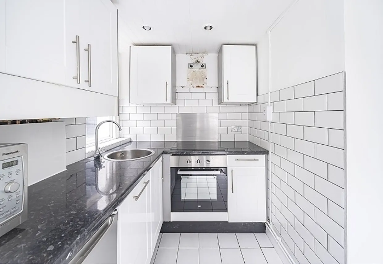 Comeragh Road London W14 photo 18