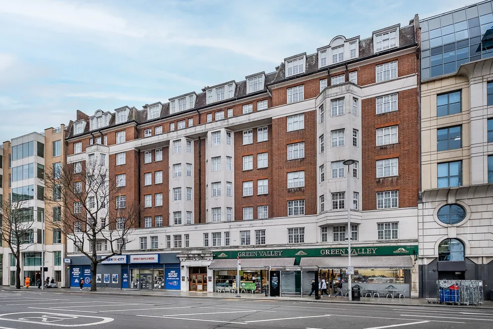 Kensington High Street, London, W14 photo 20
