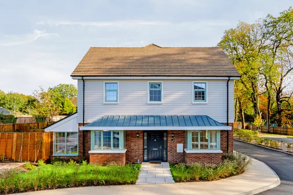 Chapel Gardens, Alton, GU34