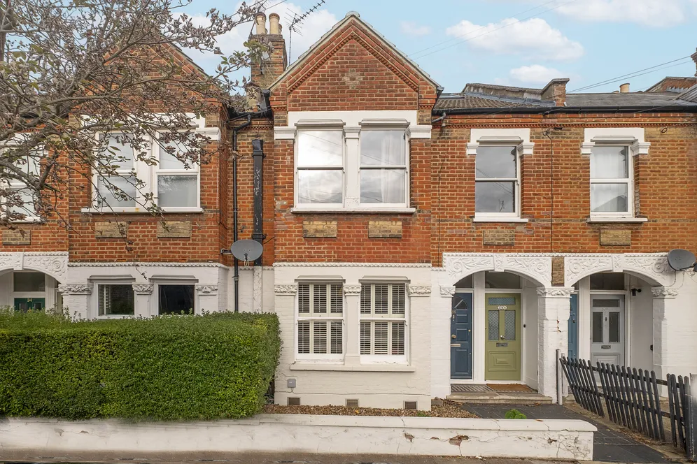 Cargill Road, London, SW18 photo 2