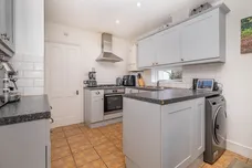 Cargill Road, London, SW18 photo 5