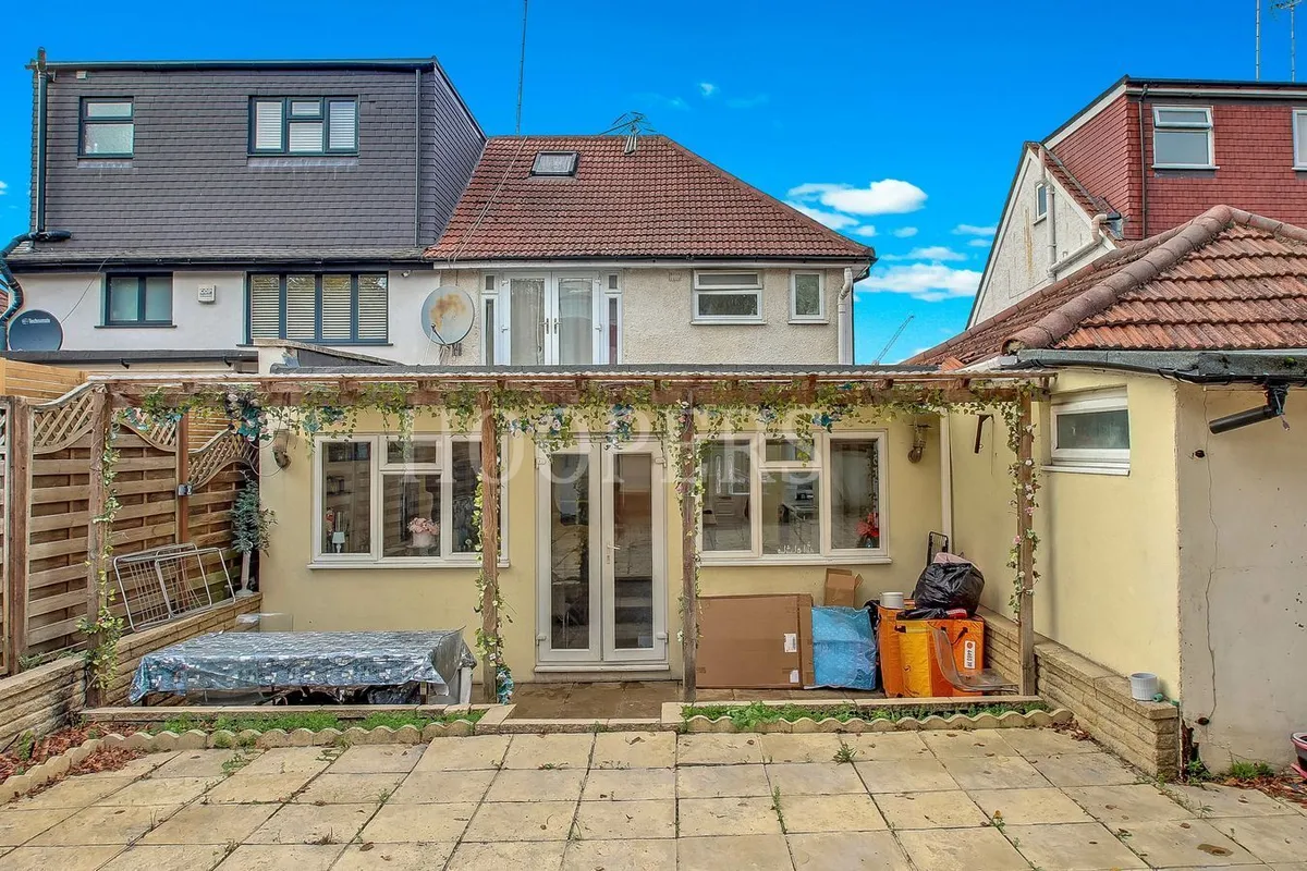 Paddock Road, London, NW2