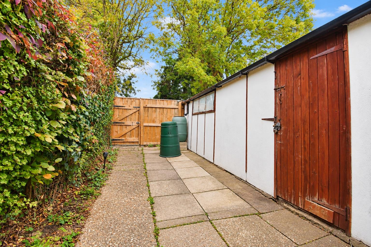 Glenwood Drive, Hull Image 18