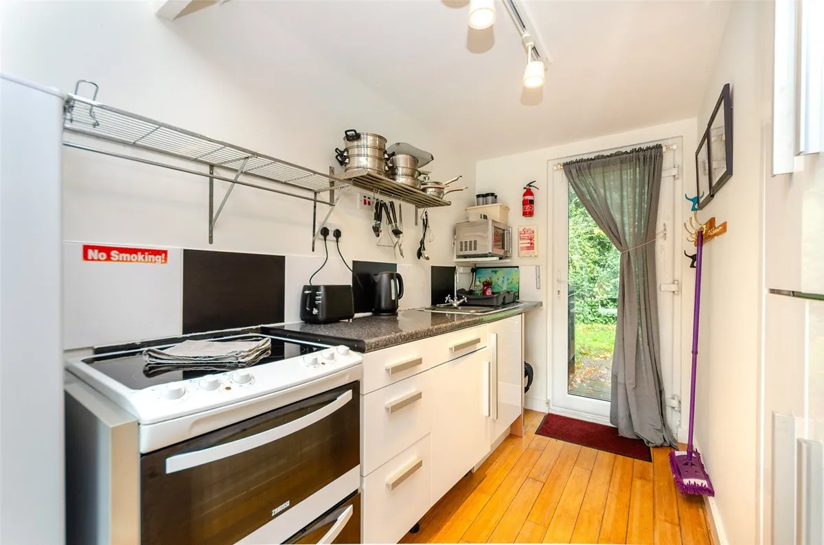 Glan Gwna Lodge, Caeathro, Caernarfon, Gwynedd, LL55