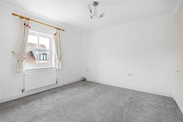 Exbury Lane, Westcroft, MK4 photo 16