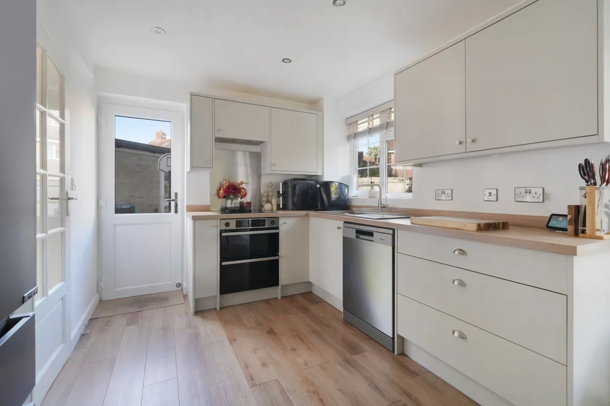 Dene Close, Horley, Surrey, RH6