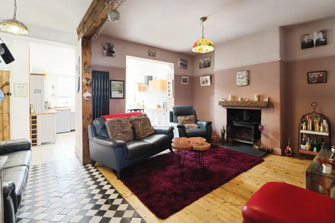 Property photo 8