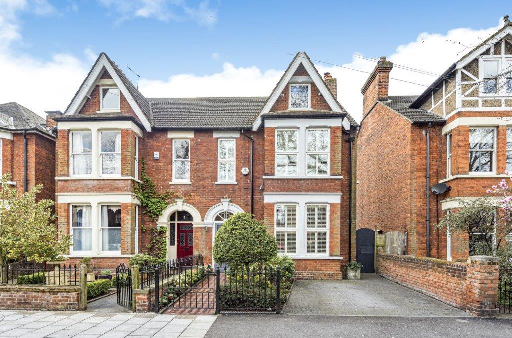 Bedford's Castle Quarter is one of the best places to live! Hollands