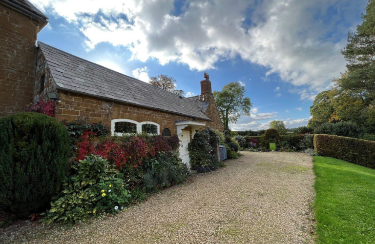 Listed to let in the Leicestershire countryside Shouler & Son Estate