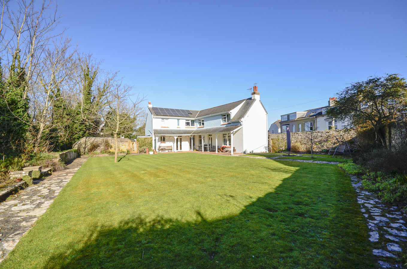 FAMILY HOMES Eric Lloyd & Co Estate Agency, Paignton, Brixham, TQ5