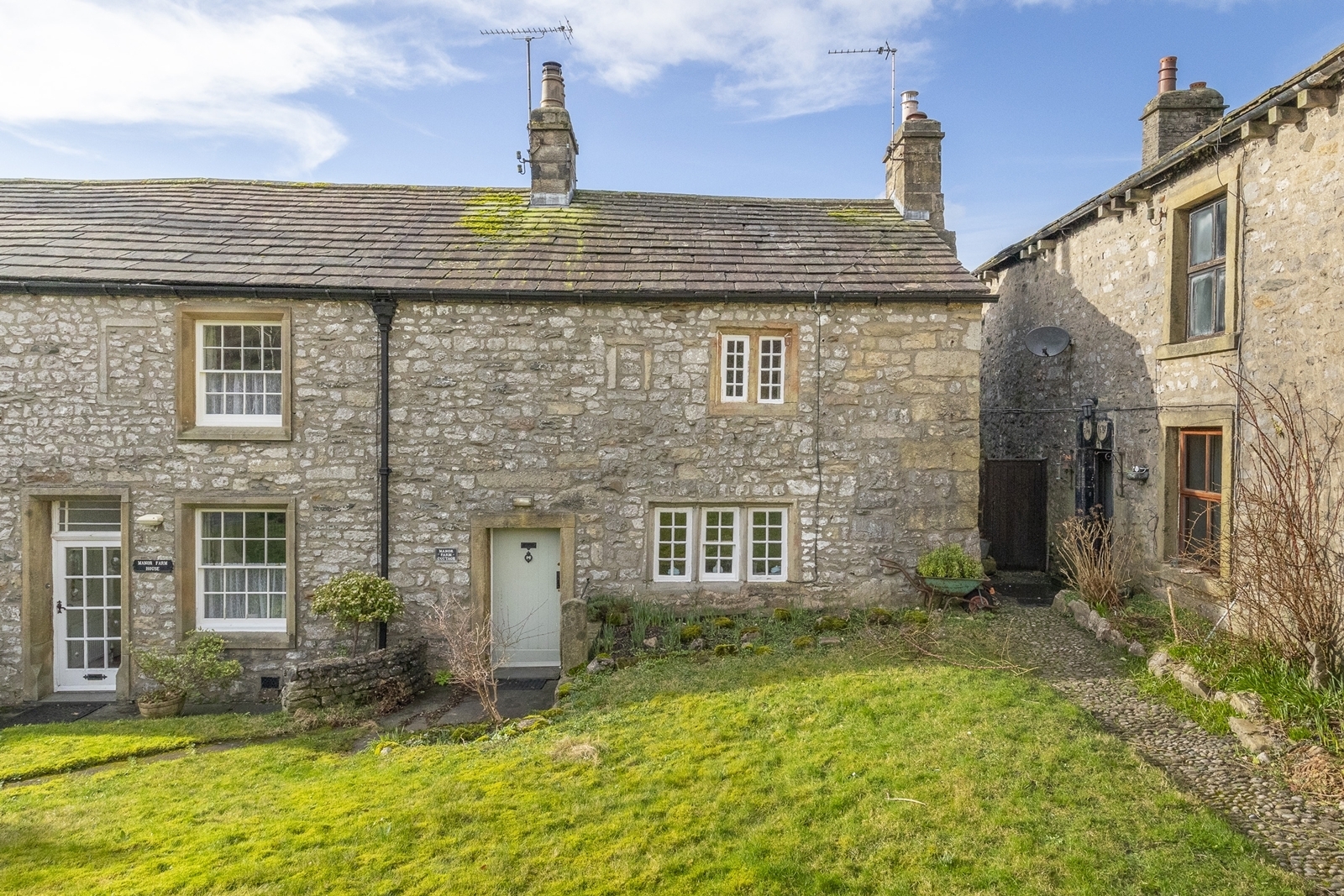 PICTUREPOSTCARD COTTAGE FOR SALE IN DESIRABLE YORKSHIRE DALES VILLAGE Dacre Son & Hartley