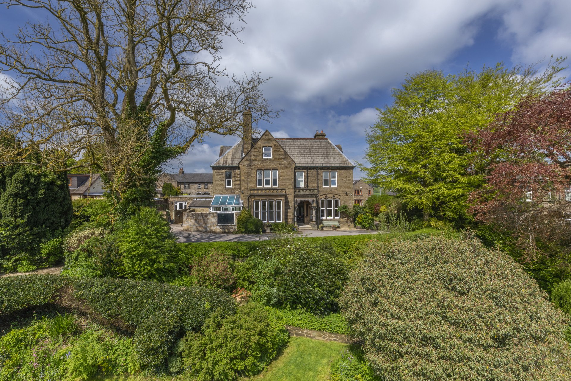 MAGNIFICENT TEN BEDROOM HAWORTH HOME FOR SALE Dacre Son & Hartley