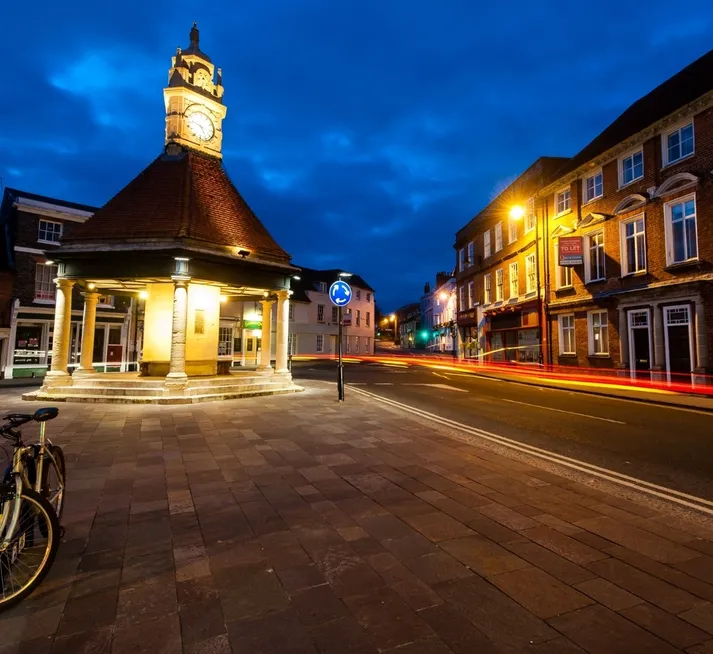 Newbury House Prices Guide