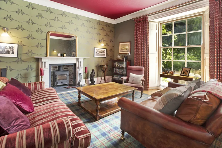 Top 10 colourful homes for sale in South Devon hero