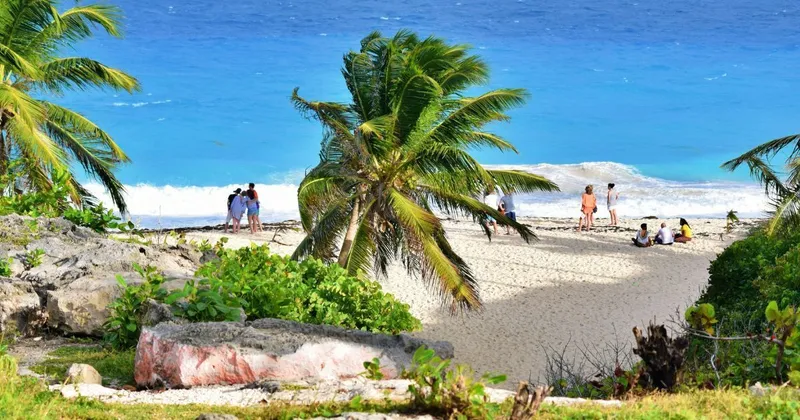 Can foreigners buy property in Barbados? 
