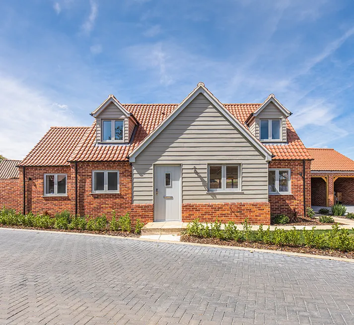 Russell Court, Pott Row